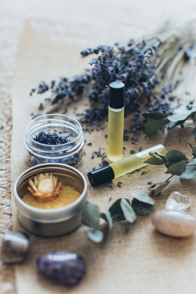 Relaxing herbs help to release mind and body tension